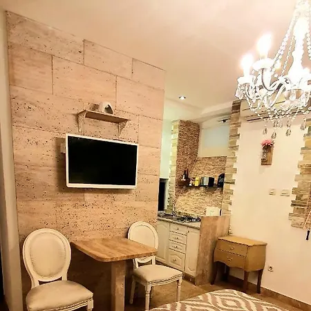 Studio A Priori Апартаменты Сплит