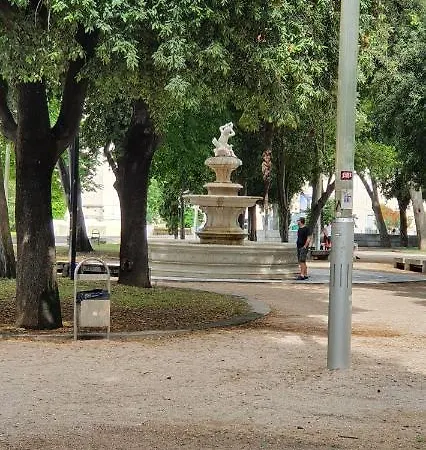 Studio A Priori Split