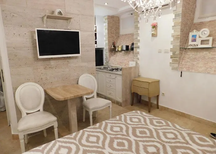 Studio A Priori 아파트